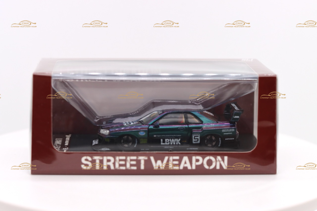STREET WEAPON 1/64 NISSAN SKYLINE GT-R R34 LBWK - MAGIC PURPLE