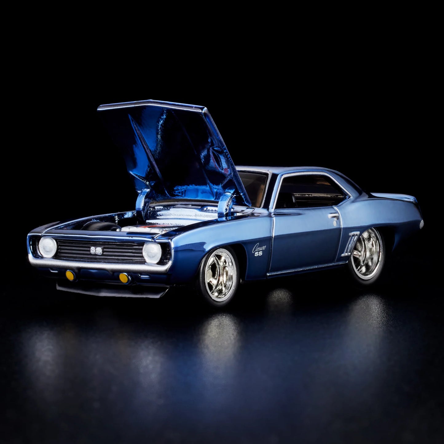 Hot Wheels 1:64 Collectors RLC Exclusive 1969 Chevy Camaro SS