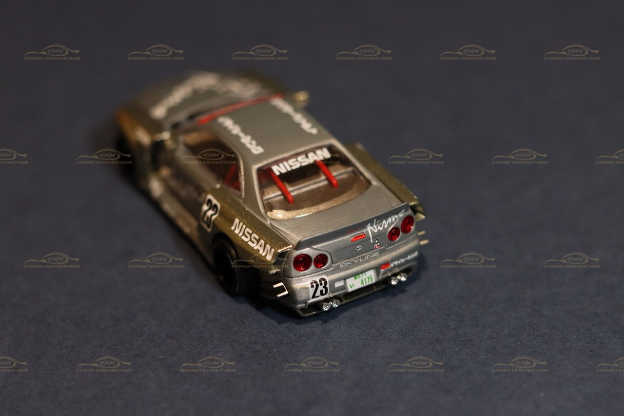 MINI GT x Kaido House #103 Nissan Skyline GT-R (R34) Kaido Works V4 Olive Green Chase