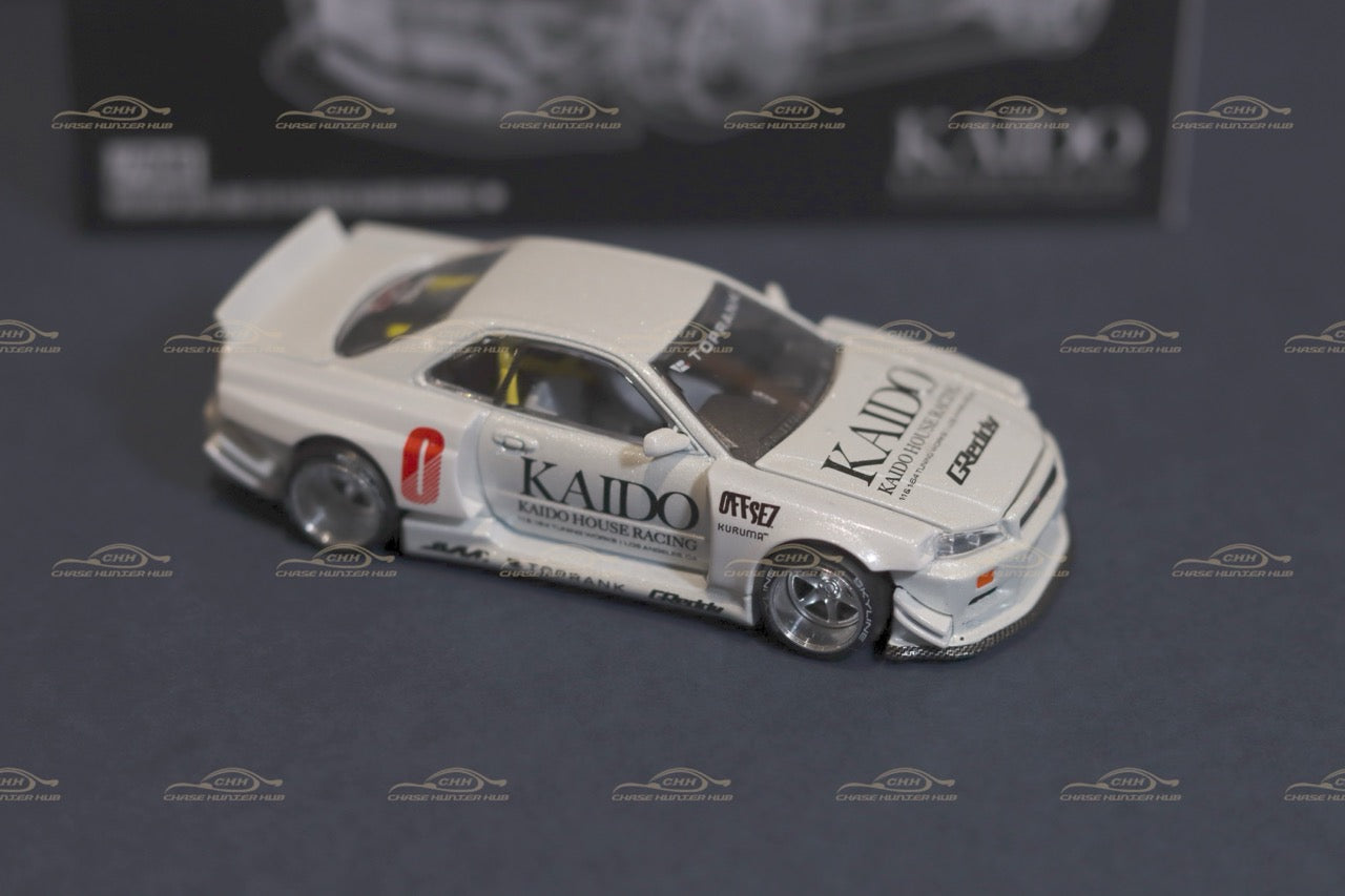 MINI GT x Kaido House #049 Nissan Skyline GT-R (R34) Kaido Works White