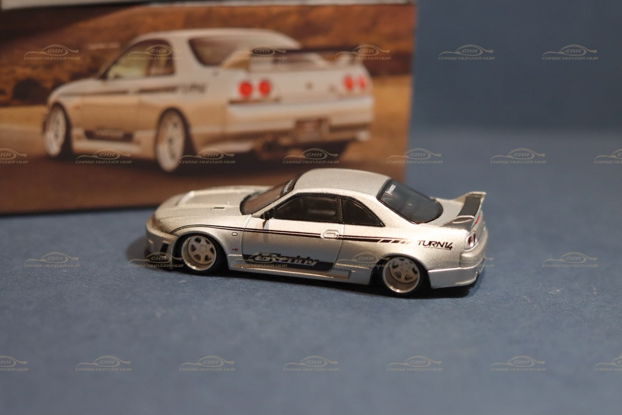 MINI GT x Kaido House #097 Nissan Skyline GT-R (R33)