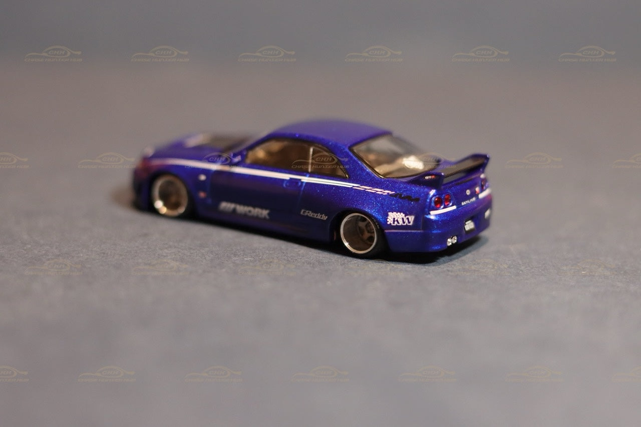 MINI GT x Kaido House #089 Nissan Skyline GT-R (R33)