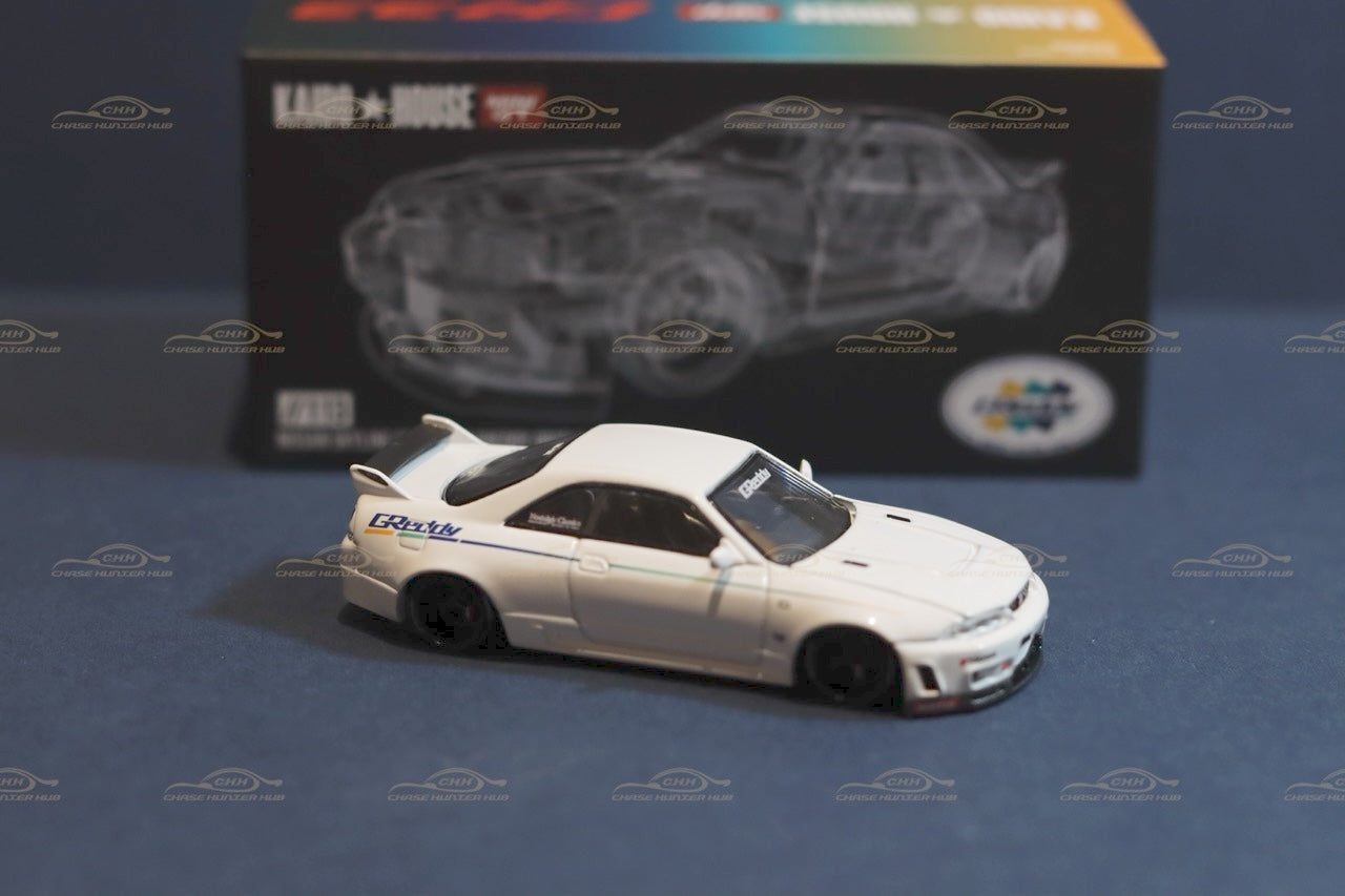 MINI GT x Kaido House #113 Nissan Skyline GT-R (R33) Greddy GR33 V1