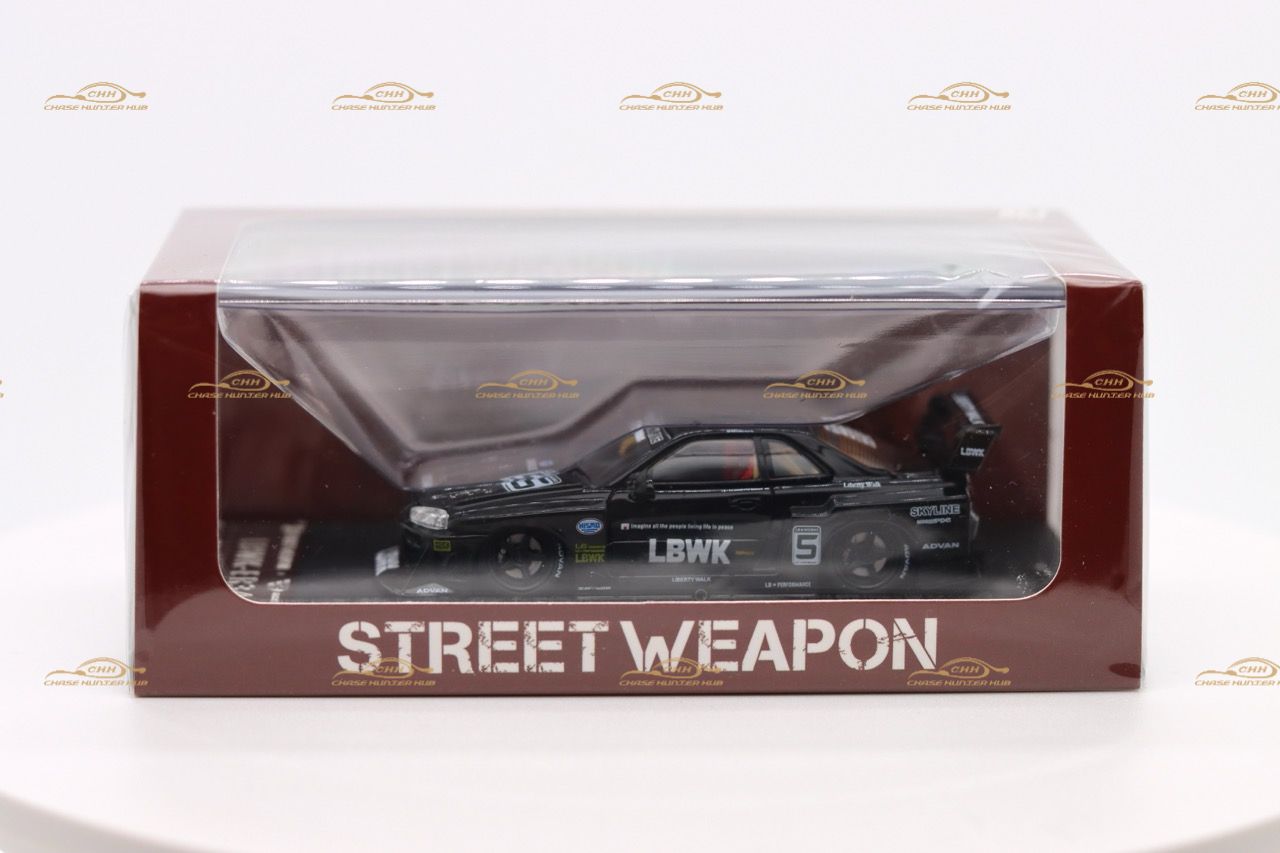 STREET WEAPON  1/64 NISSAN SKYLINE GT-R R34 LBWK - Black