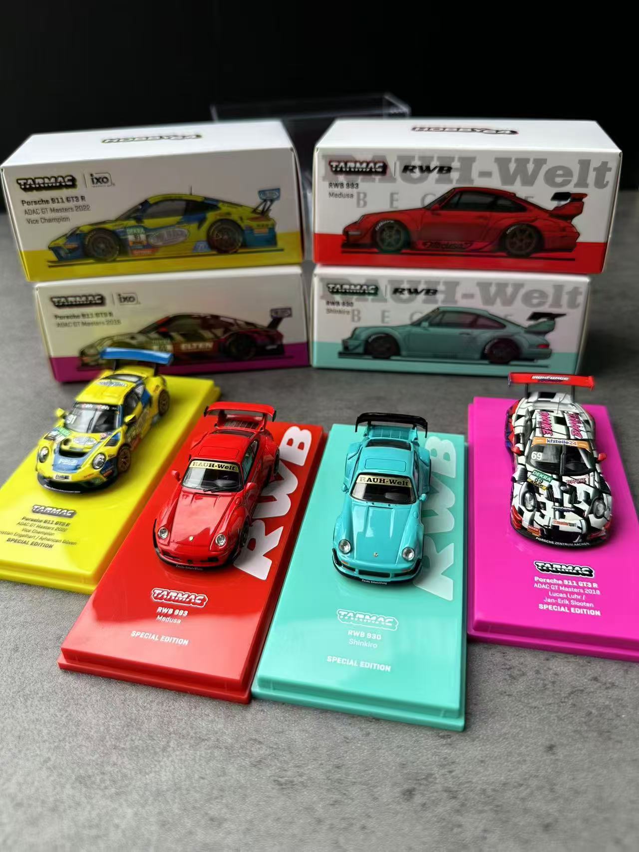 Tarmac Works x 7-Eleven Porsche Set of 4